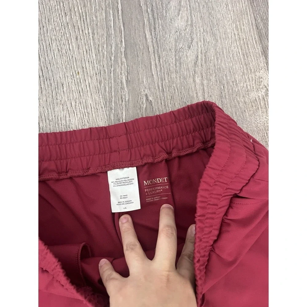 Mondetta Performance Luxury  Comfy Cargo Pants Burgundy Red Size Large